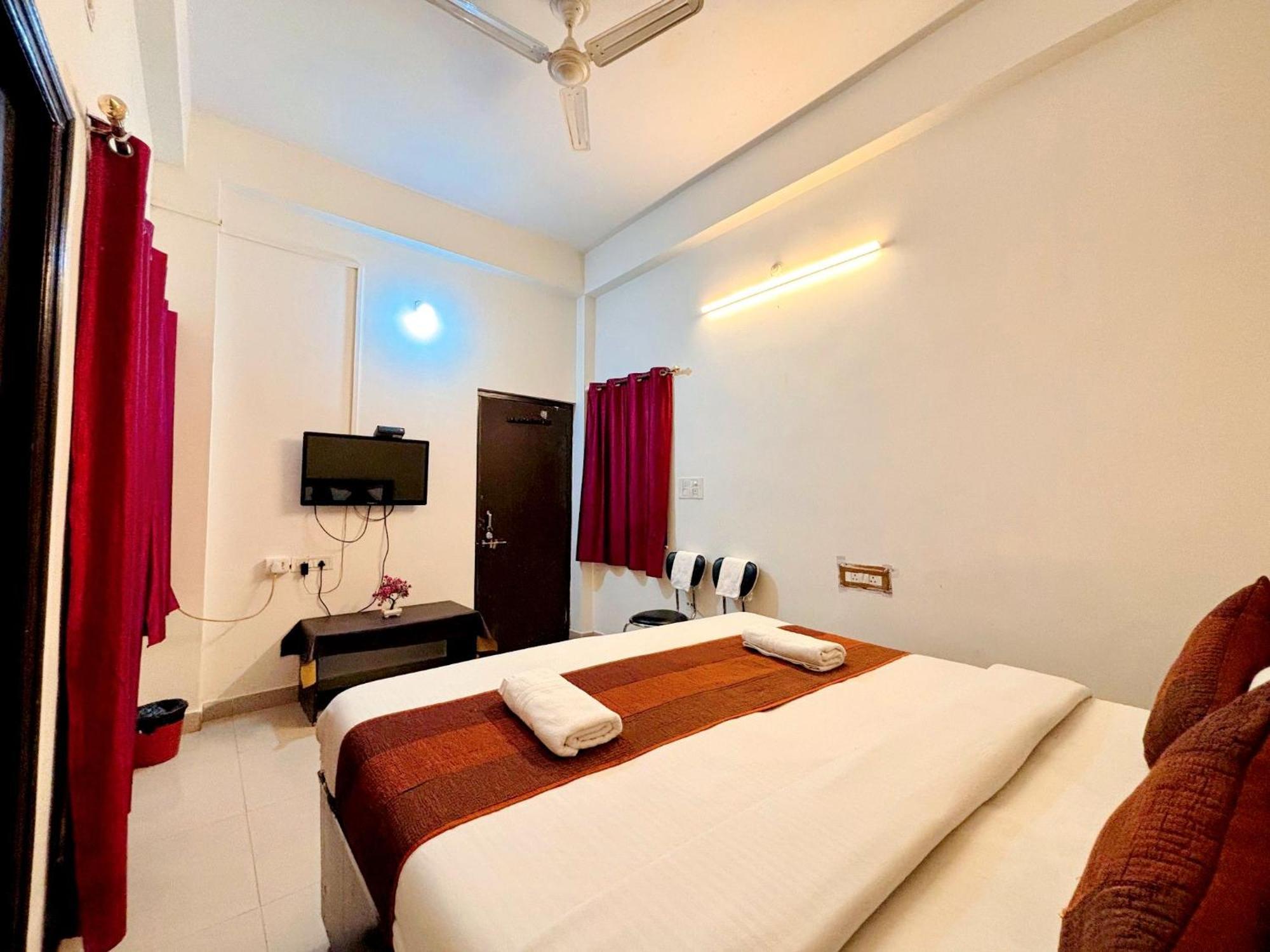 Hotel Sunrise Inn Kota  Esterno foto