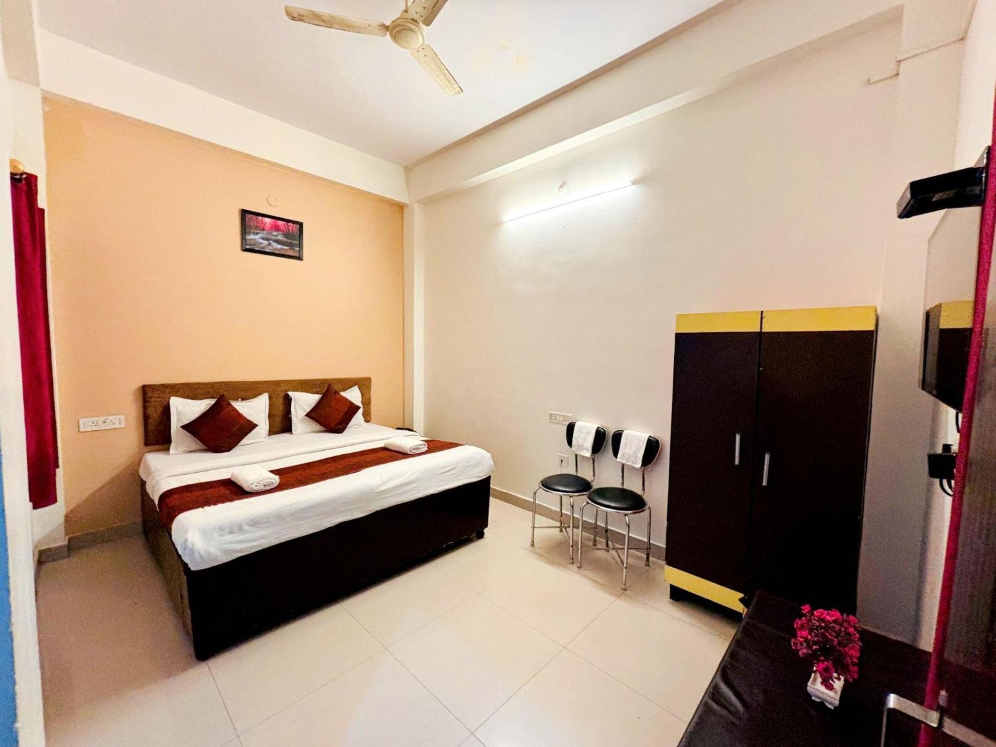 Hotel Sunrise Inn Kota  Esterno foto