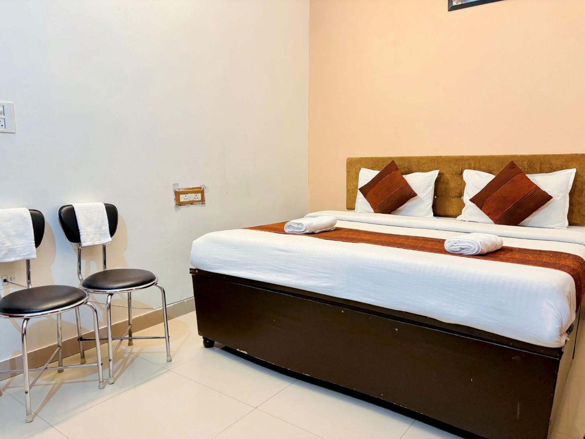 Hotel Sunrise Inn Kota  Esterno foto